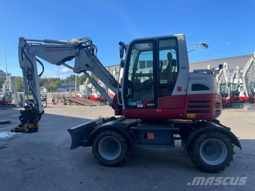 Takeuchi TB 295W Excavatoare cu roti