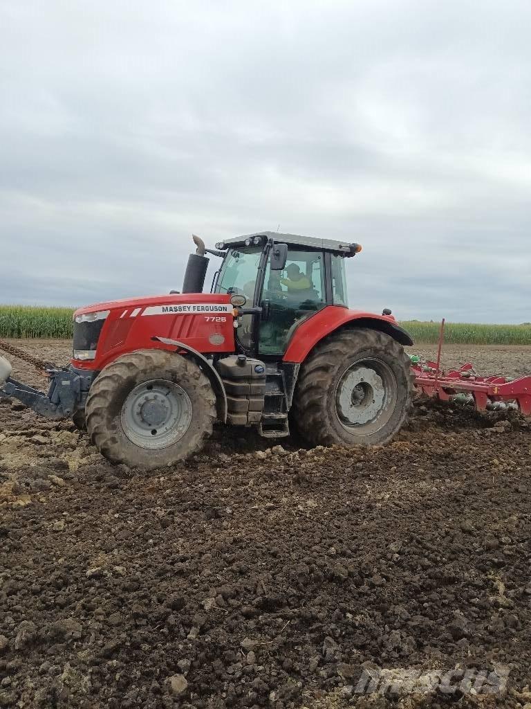 Massey Ferguson 7726 Tractoare