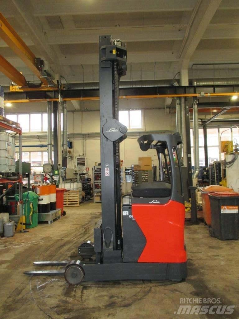 Linde R 16 HD Stivuitor cu catarg retractabil