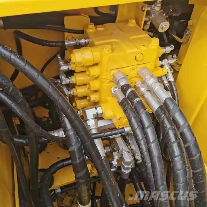 Komatsu PC 120 Excavatoare pe șenile
