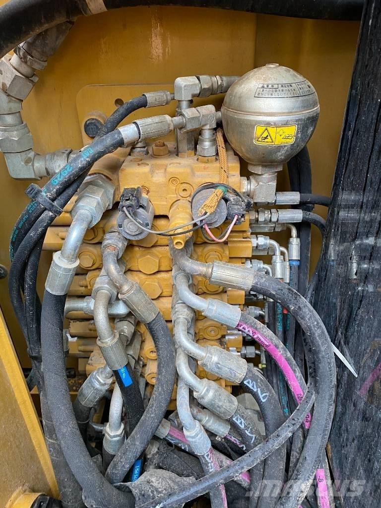 CAT 305.5 Excavatoare pe șenile
