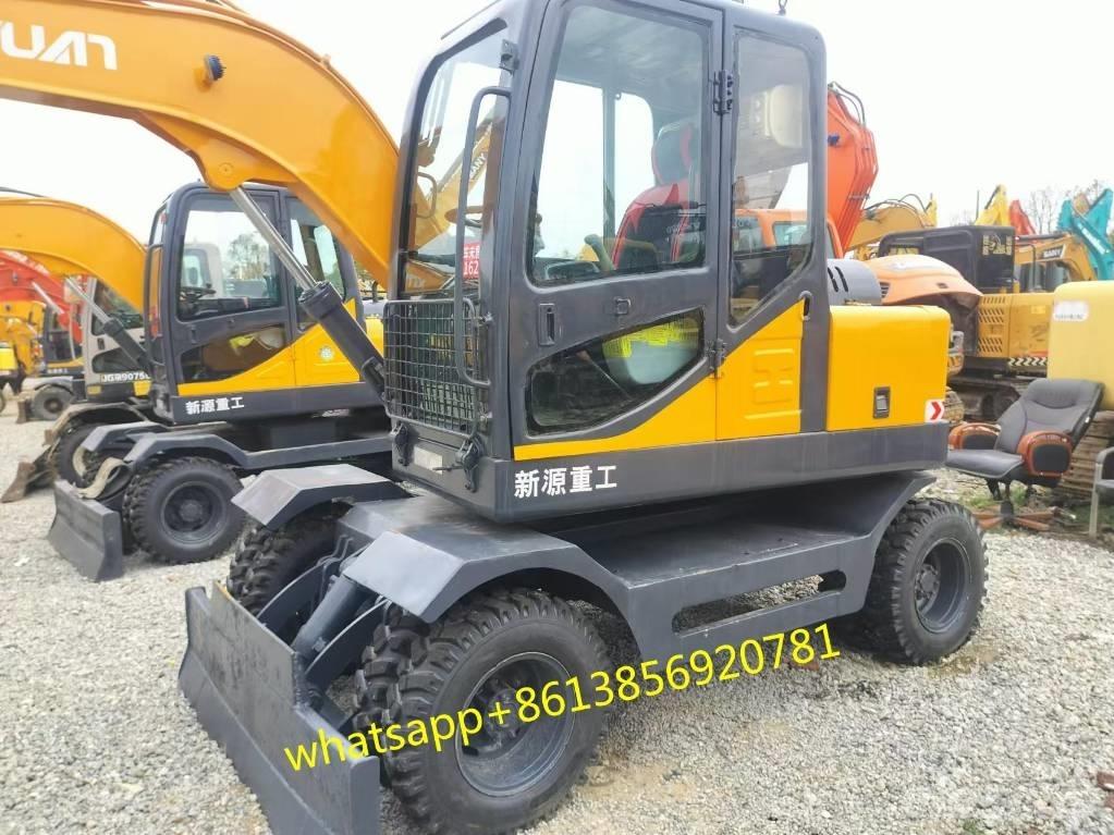 Xinyuan XYB75-9 Excavatoare cu roti