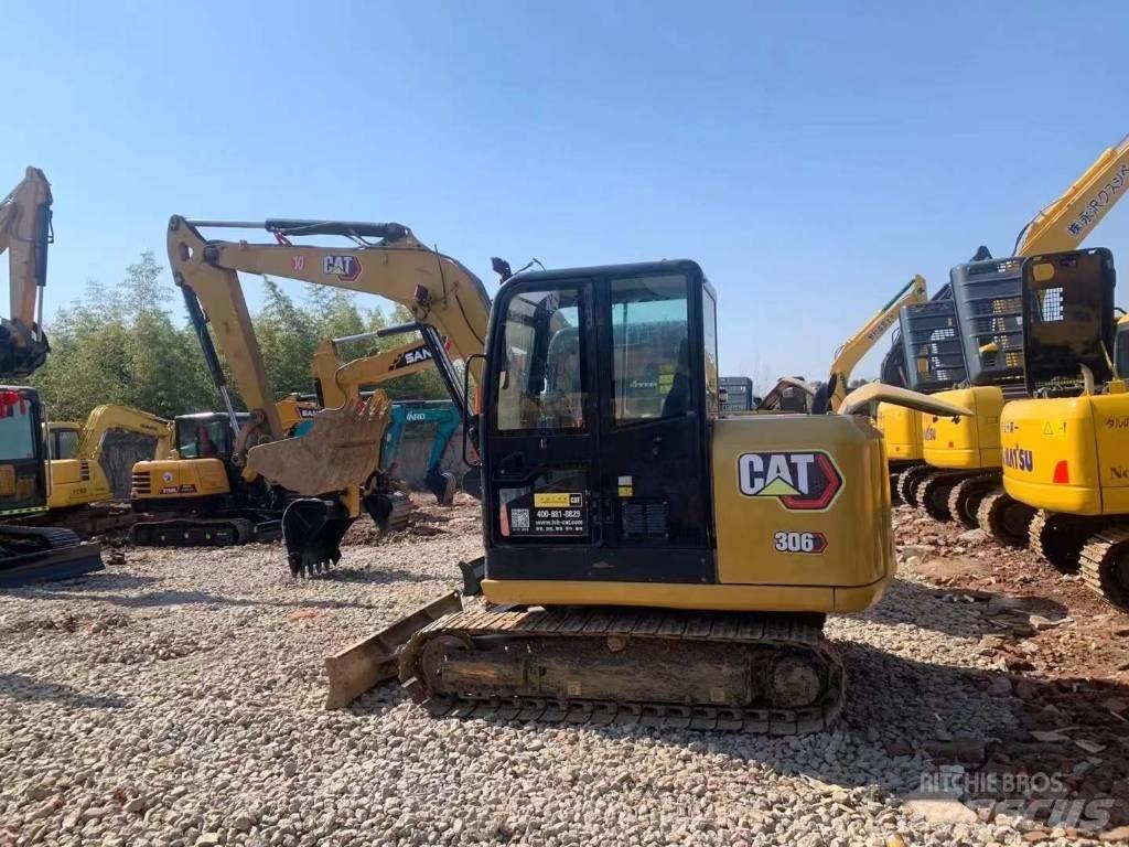 CAT 306 Excavatoare pe șenile
