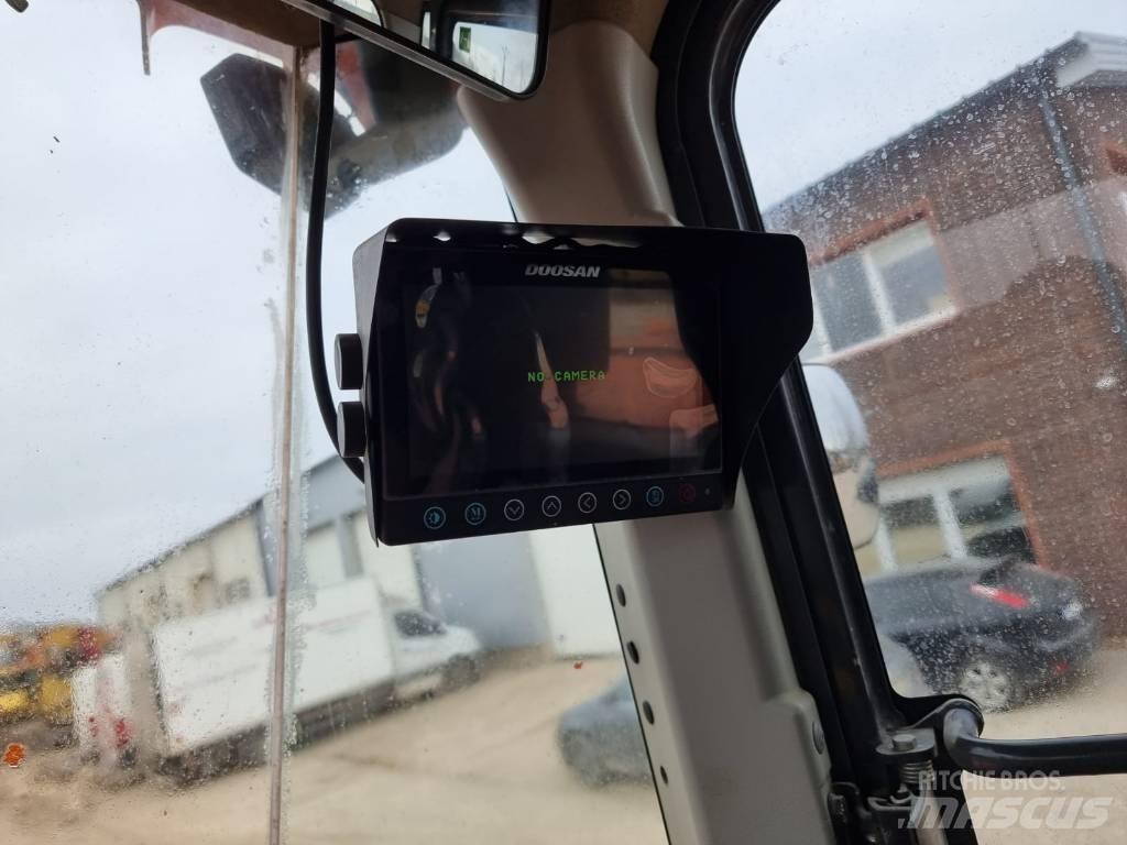 Doosan DL 200-3 Incarcator pe pneuri