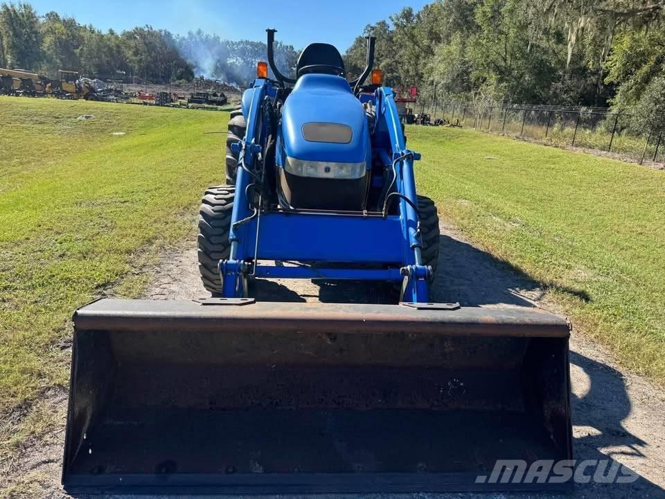 New Holland TC 35 Tractoare