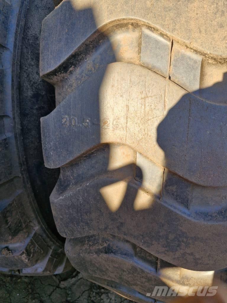 Volvo L 90 G Incarcator pe pneuri