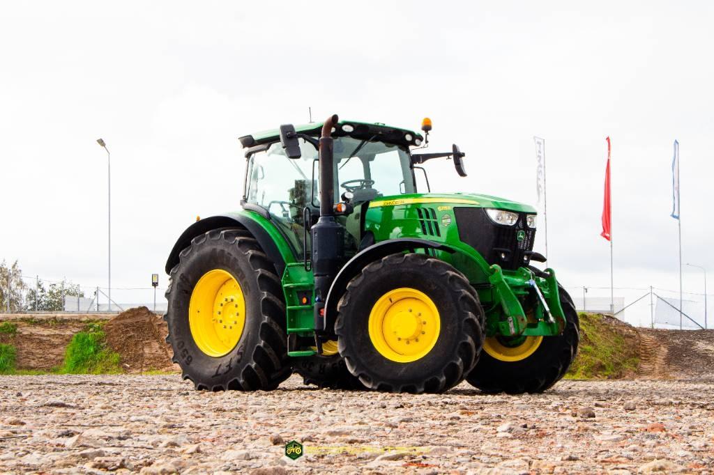 John Deere 6215 R Tractoare