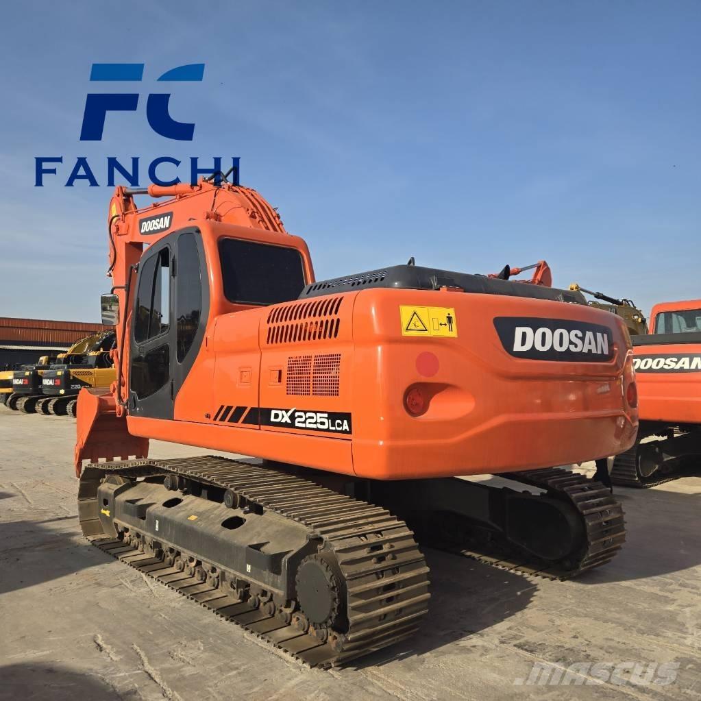 Doosan DX 225 LC Excavatoare pe șenile
