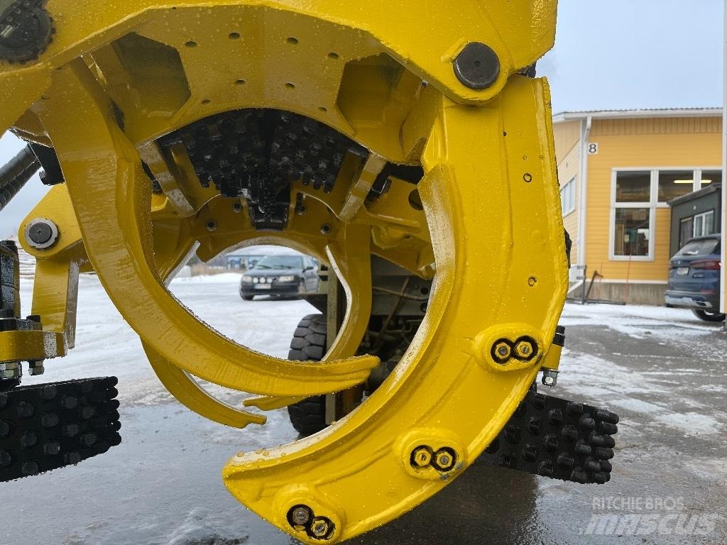 John Deere 758HD Capete pentru culegatoare