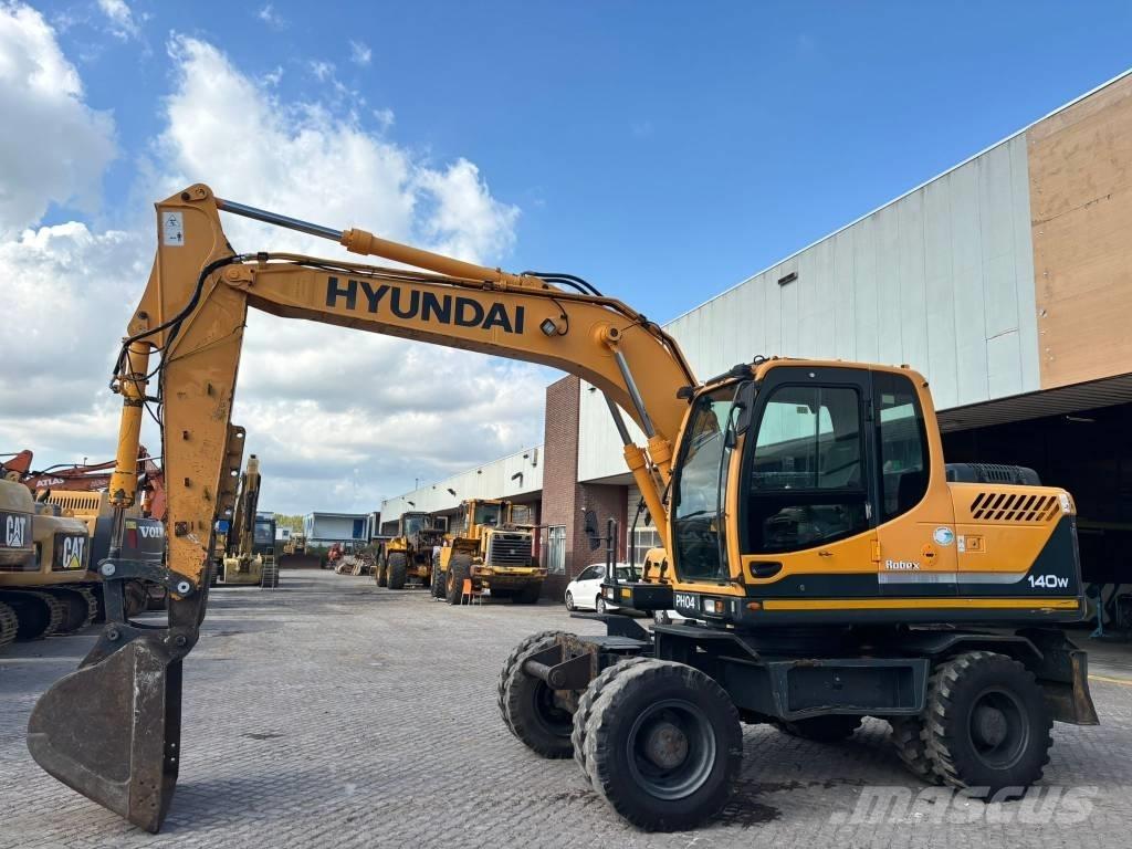 Hyundai 140W-9 Excavatoare cu roti