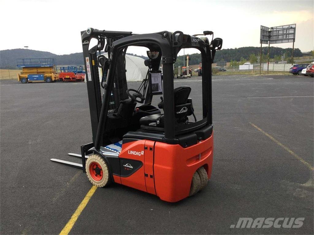 Linde E12 Stivuitor electric