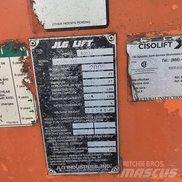 JLG 600AJ Nacele cu brat articulat