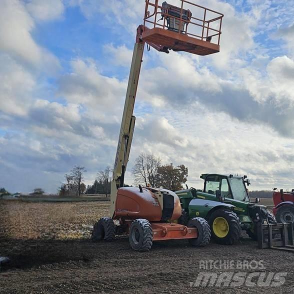 JLG 600AJ Nacele cu brat articulat