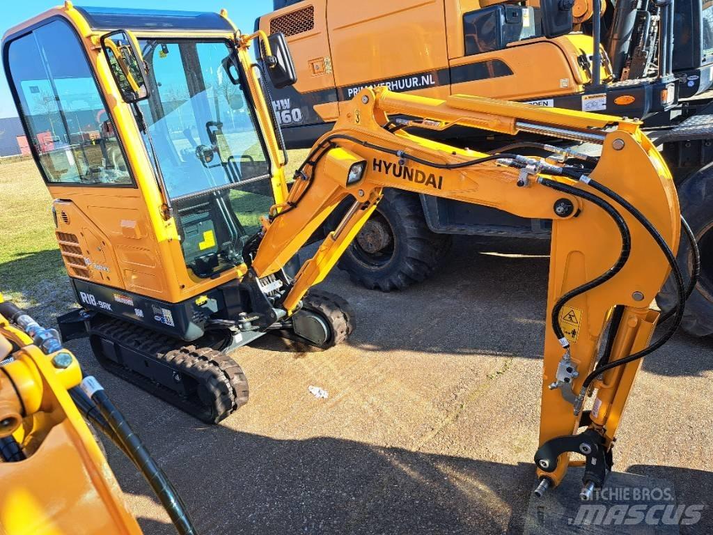 Hyundai R18-9AK Mini excavatoare < 7t