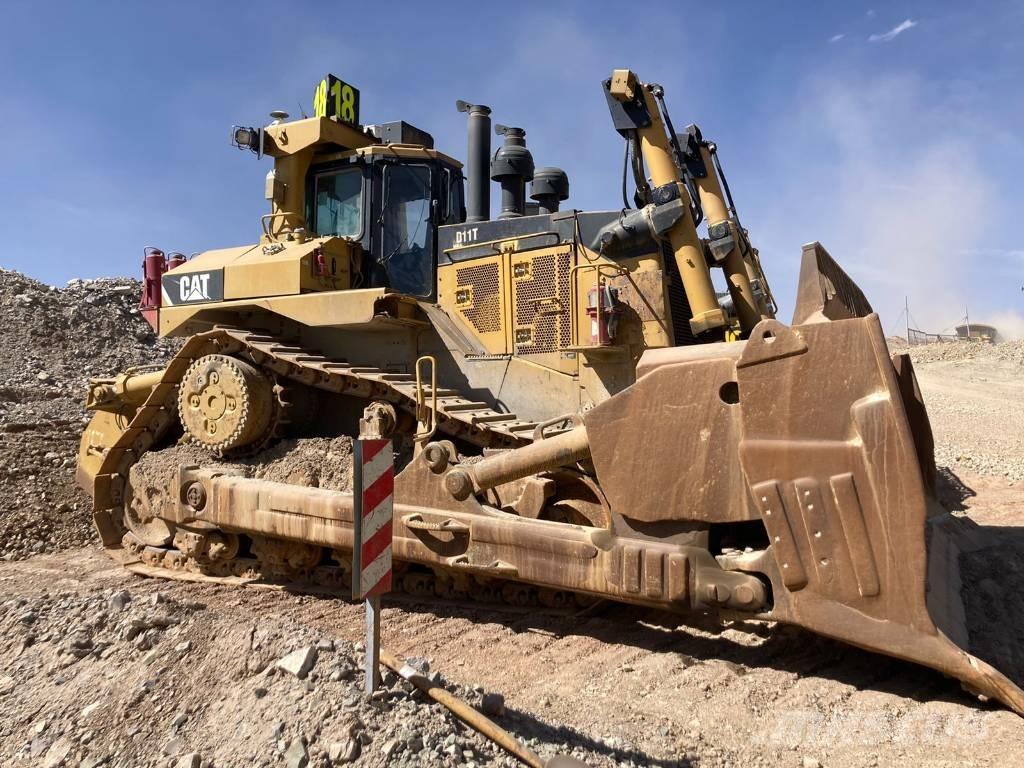 CAT D 11 T Buldozere pe senile