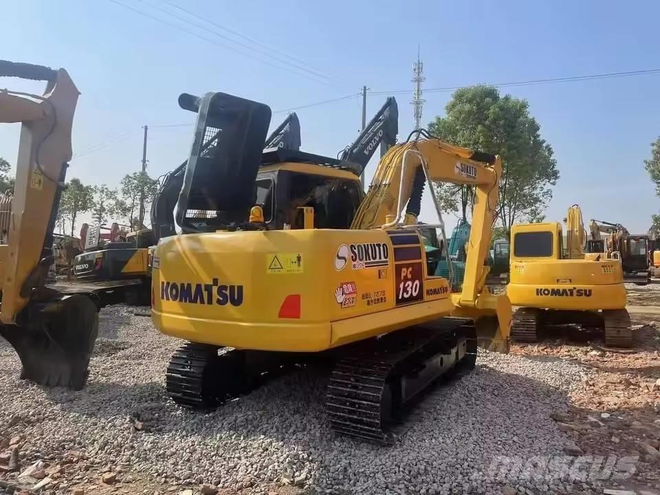 Komatsu PC 130 Excavatoare pe șenile
