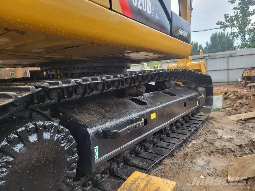 CAT 320 D L Excavatoare pe șenile
