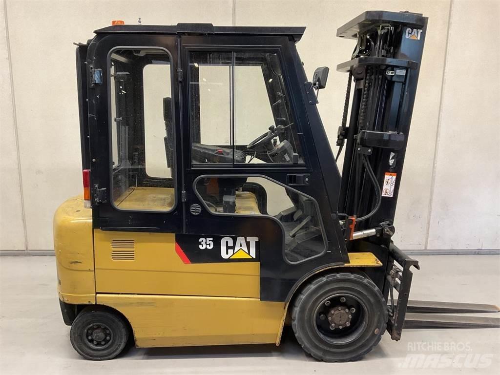 CAT EP35K-PAC Stivuitor electric