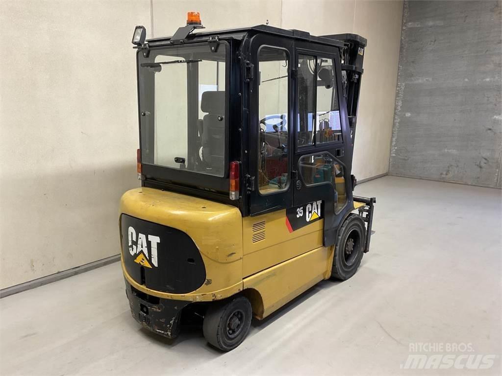 CAT EP35K-PAC Stivuitor electric