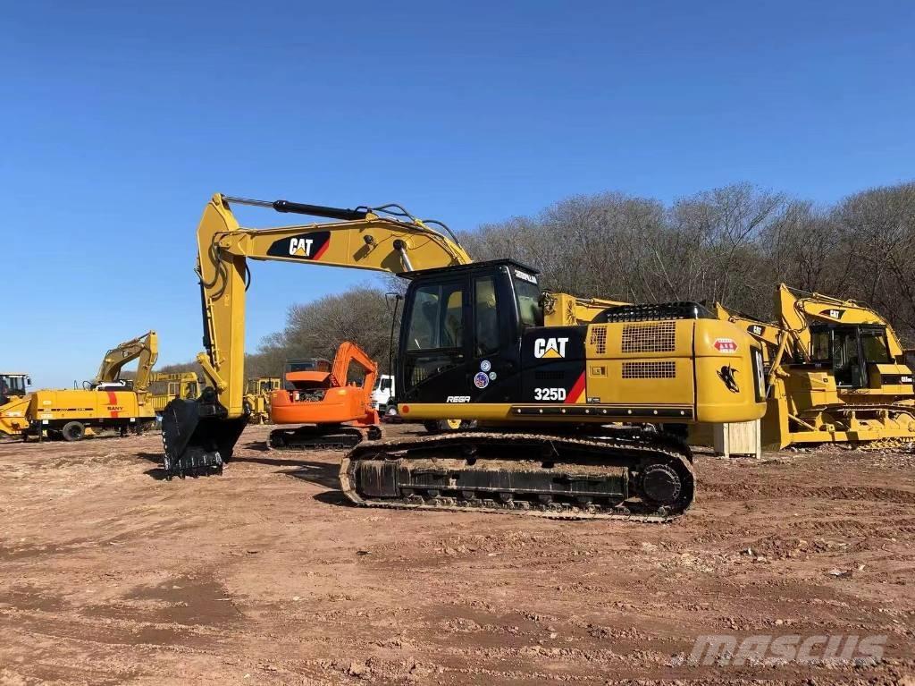 CAT 325 D Excavatoare pe șenile
