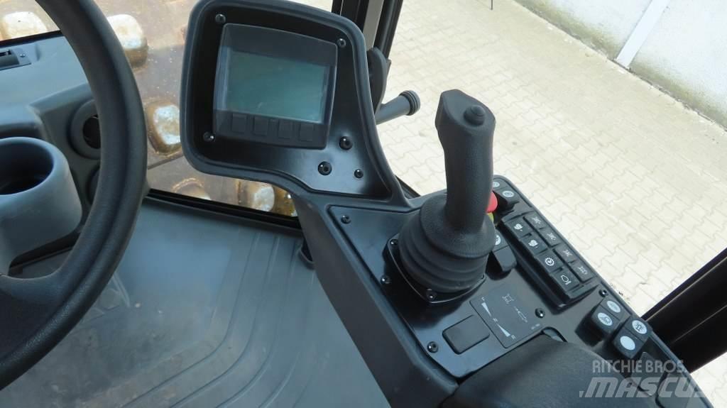 CAT CS74B Compactoare monocilindrice