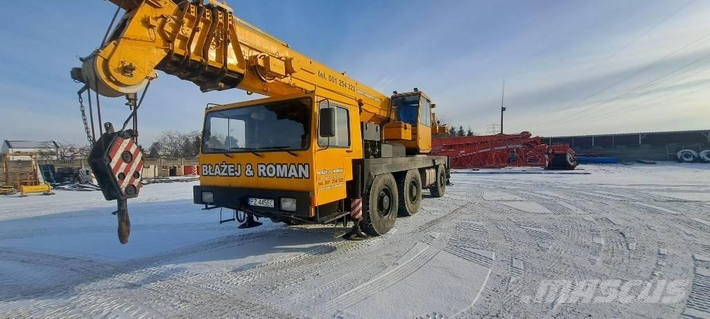 Liebherr LTM 1050 Macara pentru orice teren