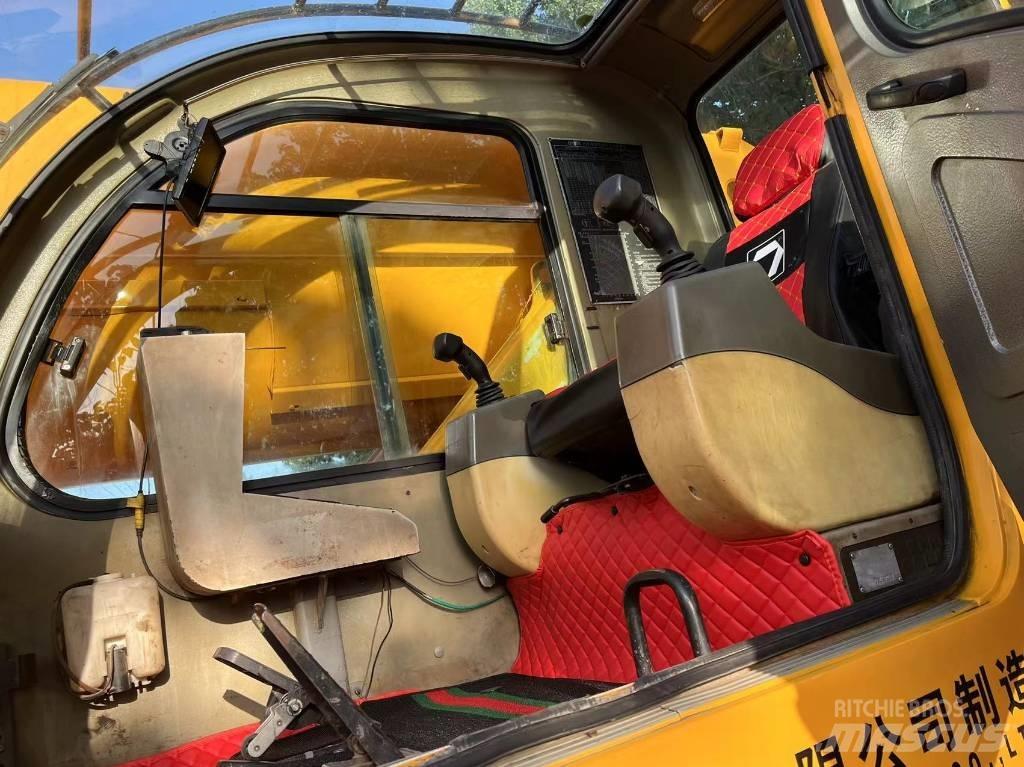 XCMG QY70KA Macara pentru orice teren