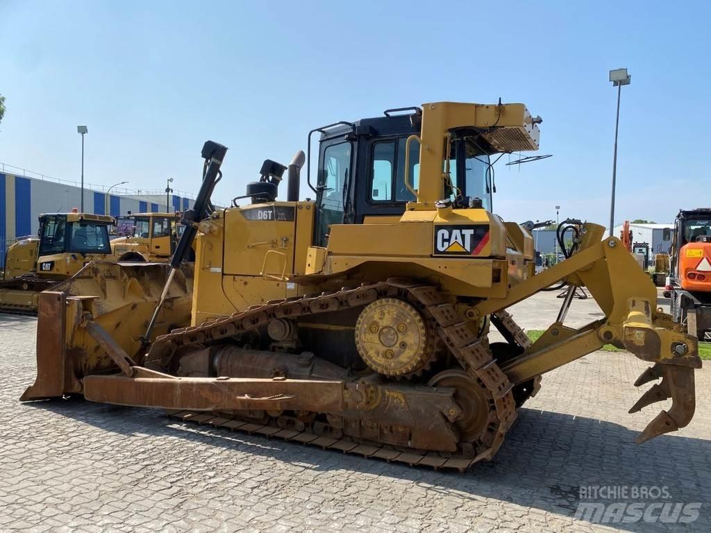CAT D6T NVT Buldozere pe senile