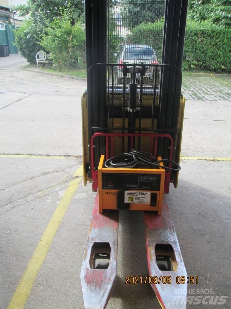 Hyster S1.4iL Transpaleta manuala