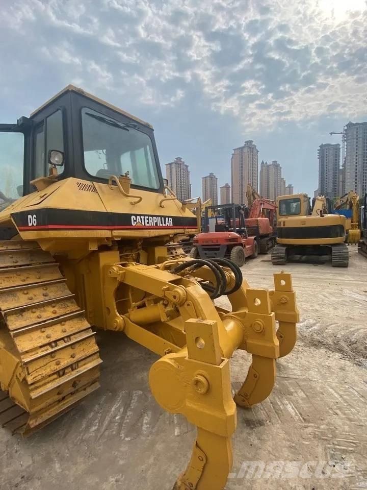 CAT D6R Buldozere pe senile