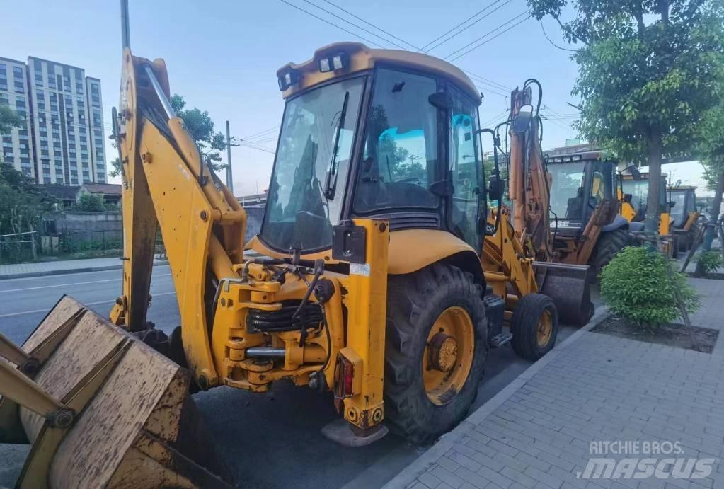 JCB 3 CX Buldoexcavatoare