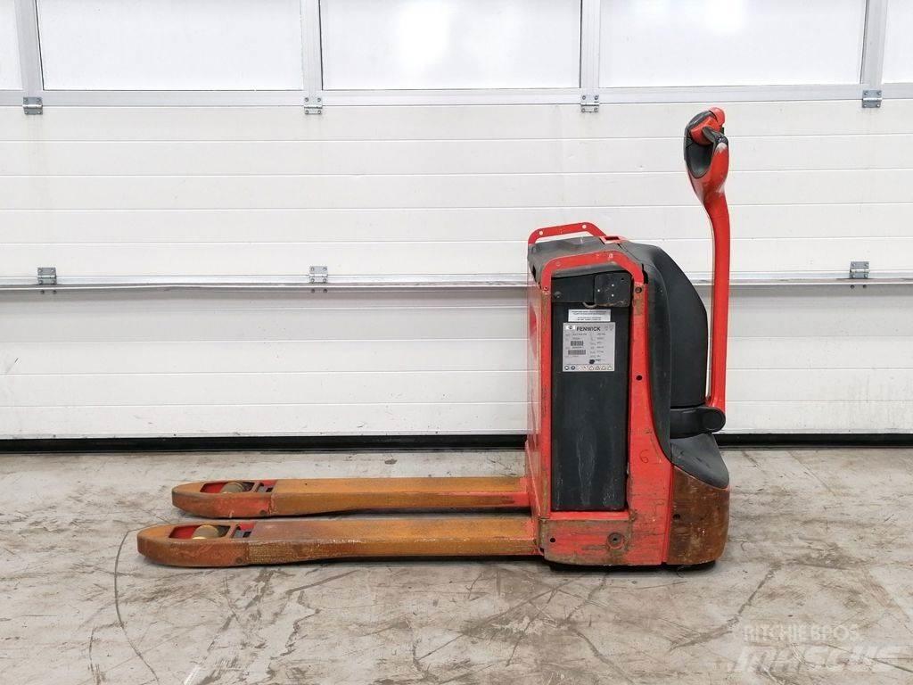 Linde T16 Transpaleta manuala