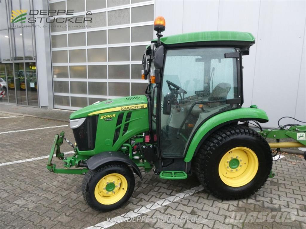 John Deere 3046R Tractoare compacte