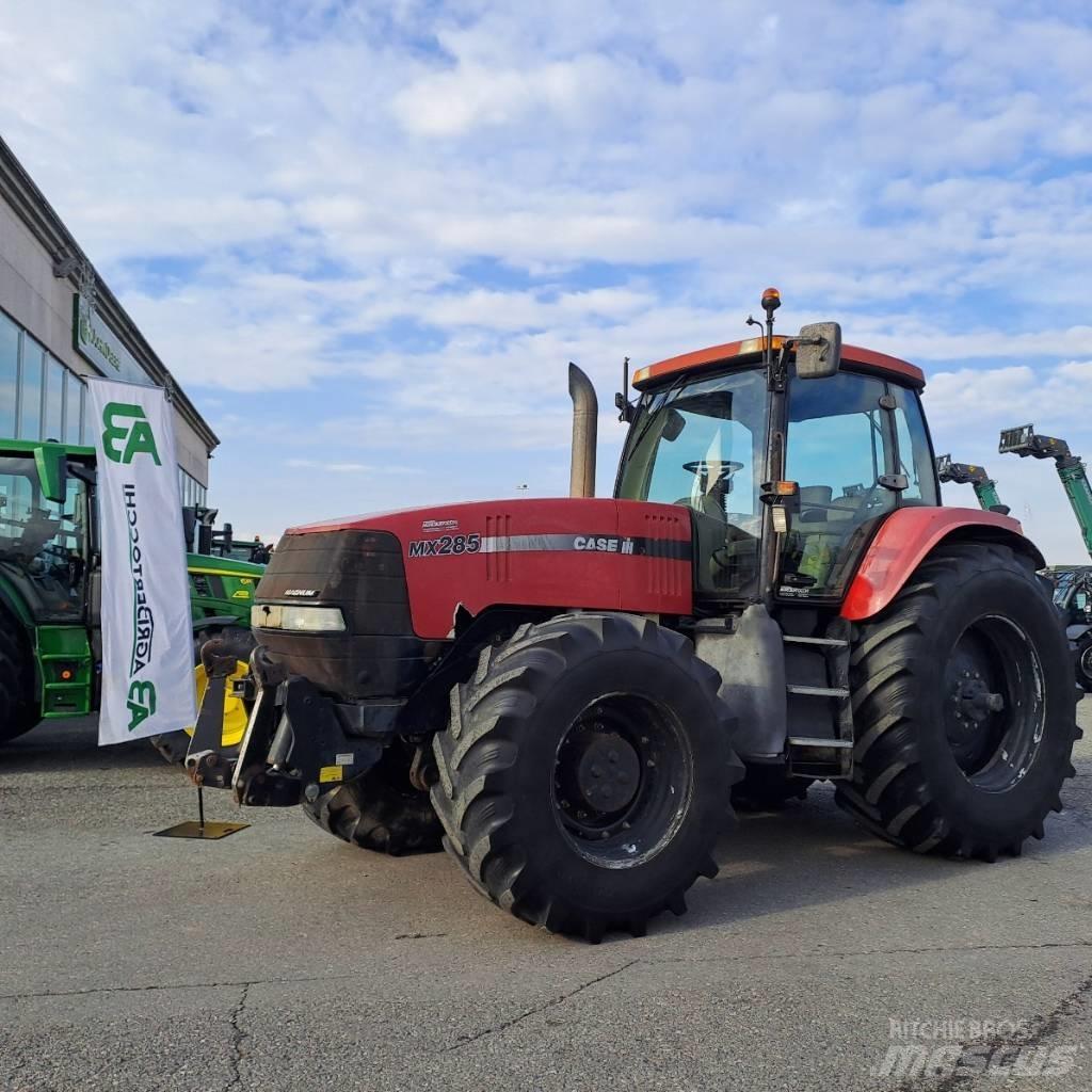 CASE MAGNUM  MX 285 Tractoare