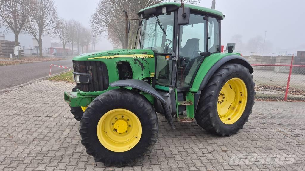 John Deere 6320 SE Tractoare