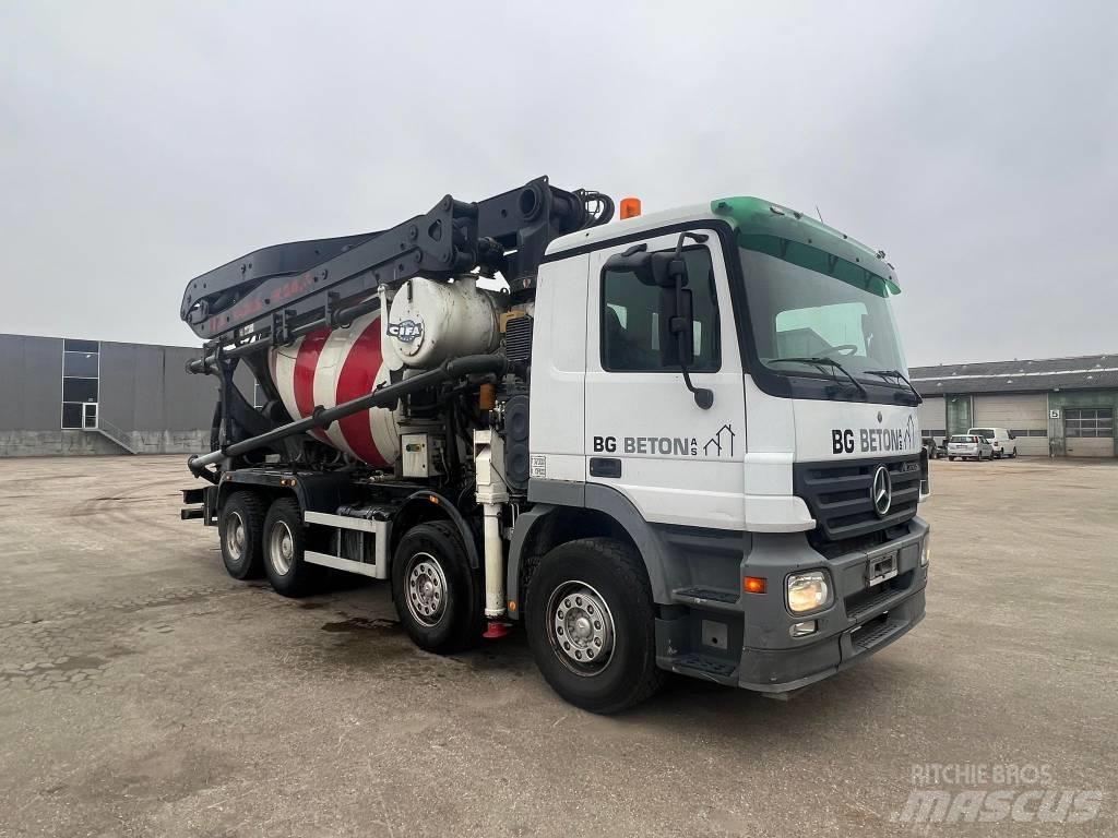 Mercedes-Benz 3244 Pompa pentru beton