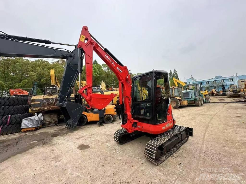 Kubota U-35 Excavatoare pe șenile
