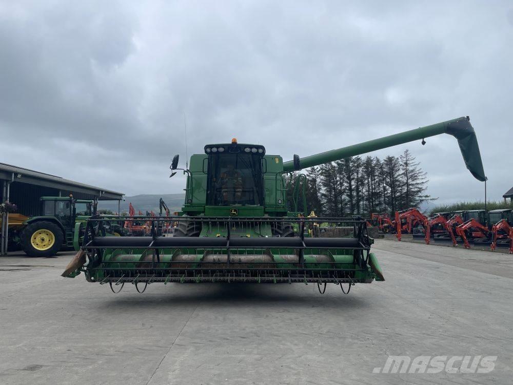 John Deere T 550 Combine de secerat