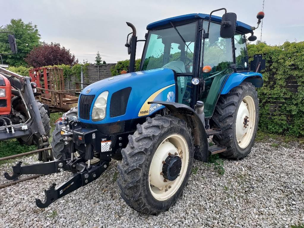 New Holland T 5050 Tractoare