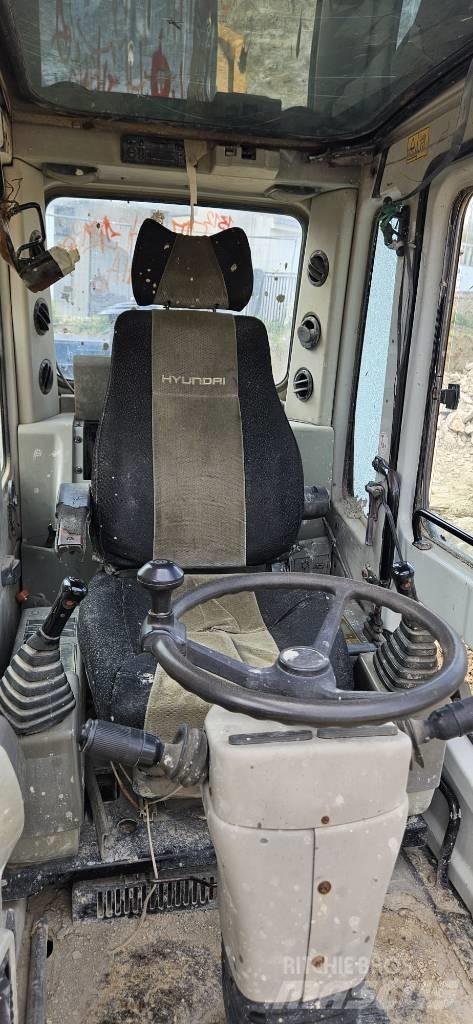 Hyundai 140W-7 Excavatoare cu roti