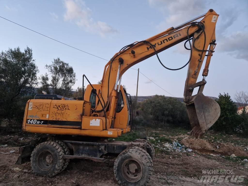 Hyundai 140W-7 Excavatoare cu roti