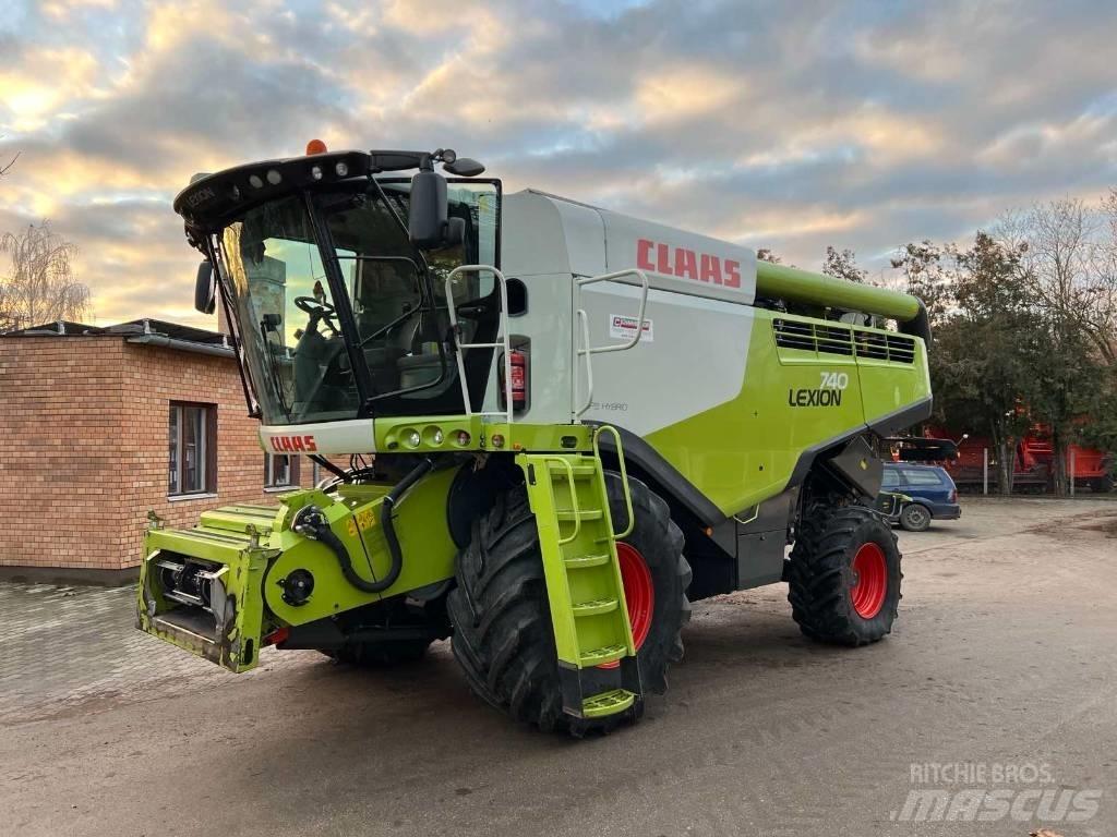 CLAAS 740 Combine de secerat