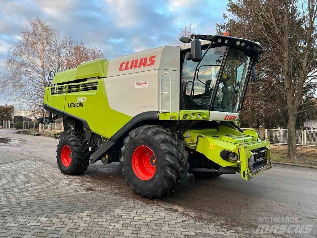 CLAAS 740 Combine de secerat