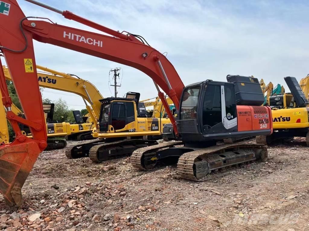 Hitachi ZX 240-3 Excavatoare pe șenile
