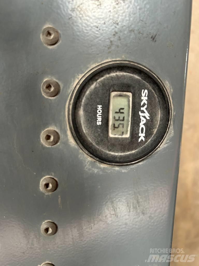 SkyJack SJ III 3219 Platforme foarfeca