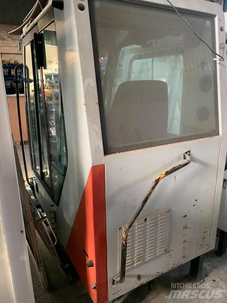 O&K Pms III Cabine si interior