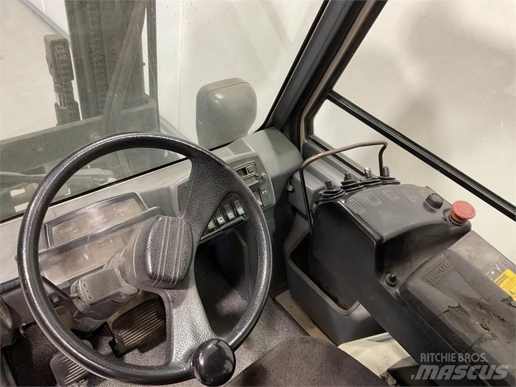 CAT DP35A Stivuitor diesel