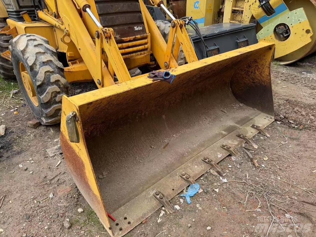 JCB 3 CX Buldoexcavatoare