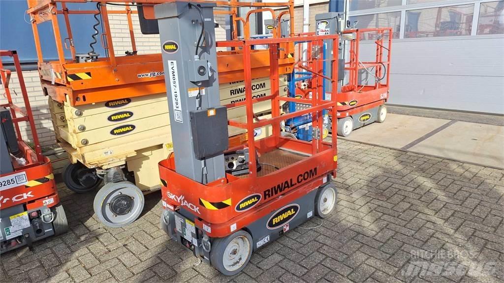 SkyJack SJ12 Alte ascensoare si platforme