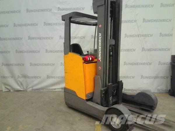 Jungheinrich ETV C16 Stivuitor cu catarg retractabil